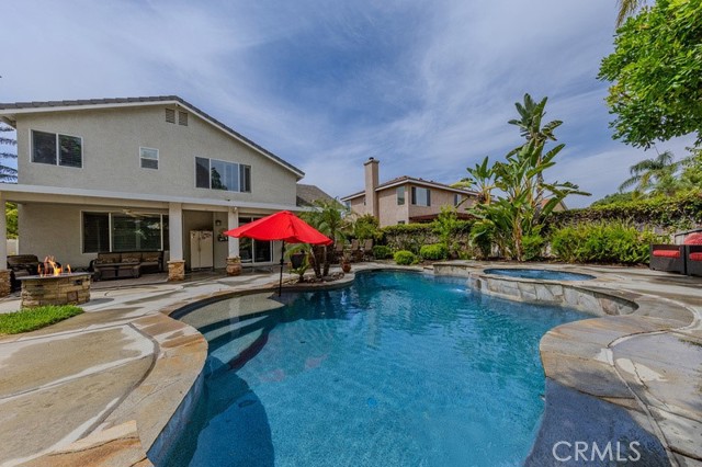 Detail Gallery Image 3 of 38 For 20770 Stony Brook Cir, Riverside,  CA 92508 - 5 Beds | 3 Baths