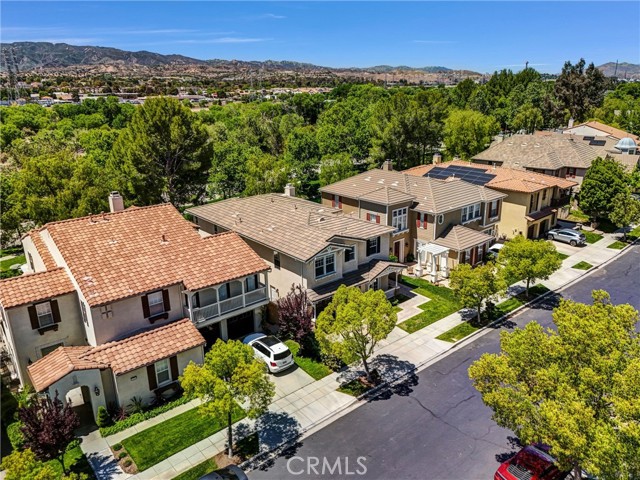 Detail Gallery Image 36 of 38 For 23922 Lakeside Rd, Valencia,  CA 91355 - 3 Beds | 3 Baths