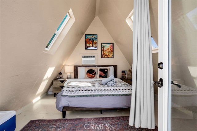 59427 La Crescenta Drive, Yucca Valley CA: https://media.crmls.org/medias/1b510387-5f3d-4c1c-b673-ef59afdd67a3.jpg