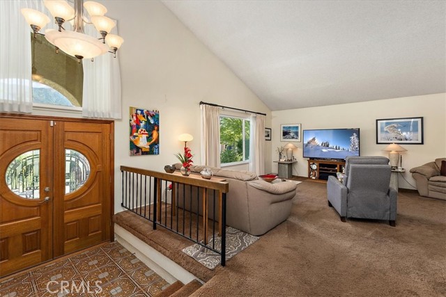 Detail Gallery Image 3 of 35 For 860 Emerson St, Upland,  CA 91784 - 4 Beds | 3 Baths