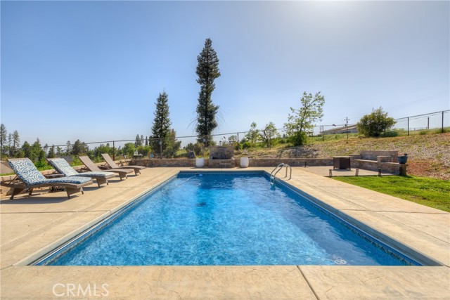 340 Circlewood Drive, Paradise CA: https://media.crmls.org/medias/1b52465f-9ee3-4082-8633-810b115e6c08.jpg