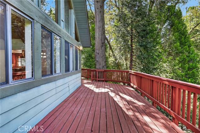 279 S Cumberland, Lake Arrowhead, CA 92352