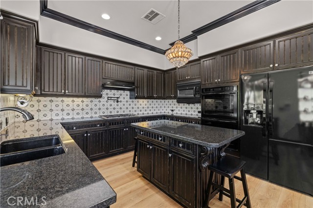26556 Beecher Lane, Stevenson Ranch CA: https://media.crmls.org/medias/1b527203-ae1b-432e-89ee-753907b78445.jpg