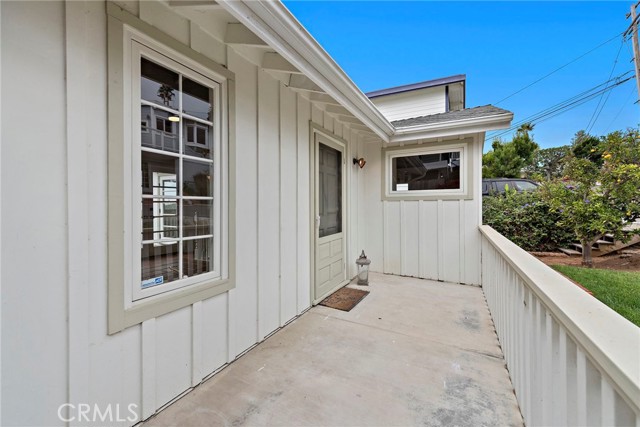 Detail Gallery Image 5 of 27 For 31907 Crestwood Pl, Laguna Beach,  CA 92651 - 3 Beds | 3 Baths