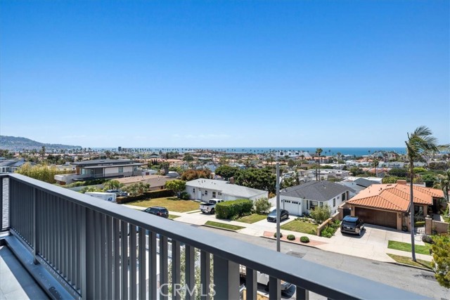 Detail Gallery Image 23 of 36 For 518 S Gertruda Ave, Redondo Beach,  CA 90277 - 3 Beds | 3 Baths
