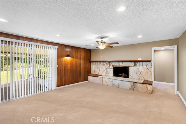 2304 Lewis Street, Santa Ana CA: https://media.crmls.org/medias/1b53539f-f3ec-4aaa-9908-9d022c0ff77f.jpg