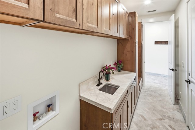 Image 68 of 75 For 455 Tanglewood