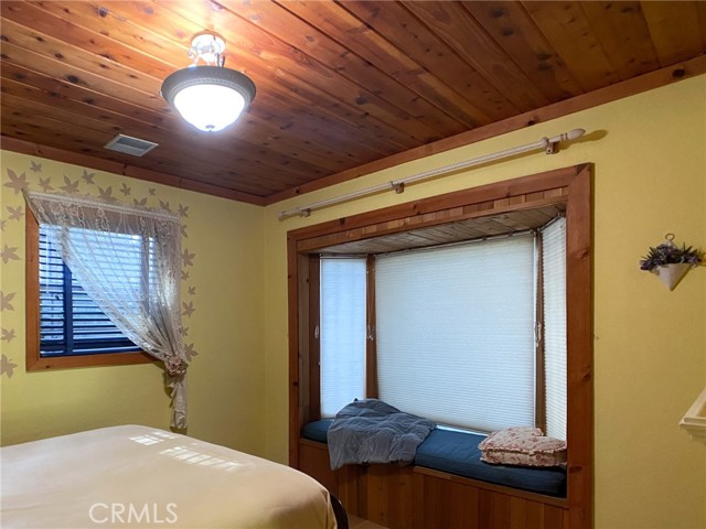 Detail Gallery Image 29 of 65 For 2737 S Old Stage Rd, Mount Shasta,  CA 96067 - 3 Beds | 2/1 Baths