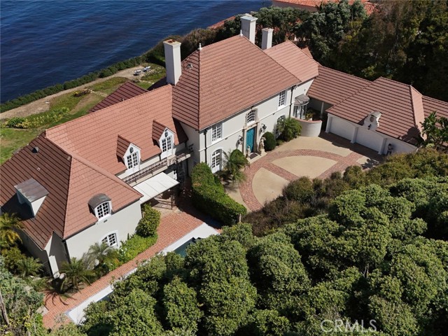 605 Paseo Del Mar, Palos Verdes Estates CA: https://media.crmls.org/medias/1b54482d-1fb1-4592-89da-898155e4032b.jpg