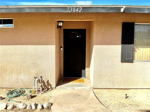 Detail Gallery Image 3 of 39 For 73842 White Sands, Twentynine Palms,  CA 92277 - 4 Beds | 2 Baths