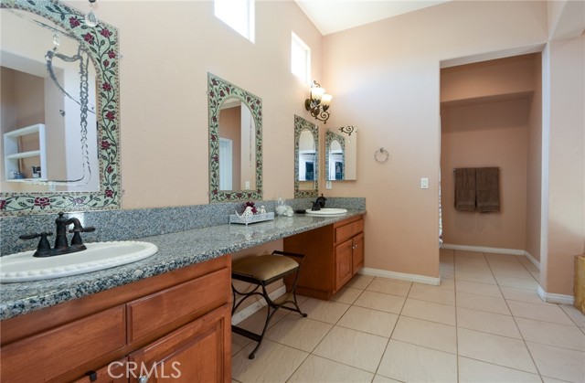 Detail Gallery Image 34 of 58 For 20730 Haines St, Perris,  CA 92570 - 5 Beds | 3/1 Baths