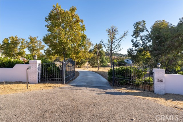 Detail Gallery Image 45 of 65 For 1285 Beaver Creek Ln, Paso Robles,  CA 93446 - 4 Beds | 3 Baths