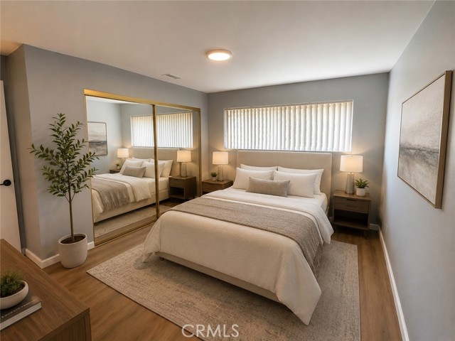 Front Image Thumbnail for CRIV26144703