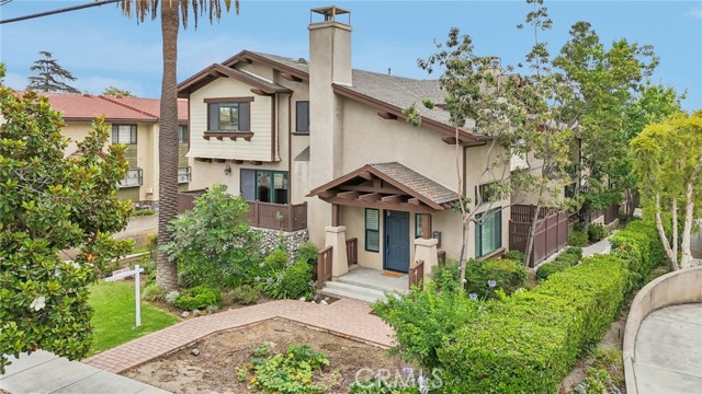 50 Esperanza Avenue, Sierra Madre CA: https://media.crmls.org/medias/1b56ab51-93e2-4f5e-b0a9-79096f43680f.jpg