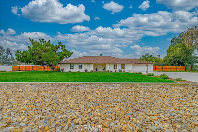 Detail Gallery Image 1 of 55 For 2109 Cambridge, Atwater,  CA 95301 - 5 Beds | 3 Baths