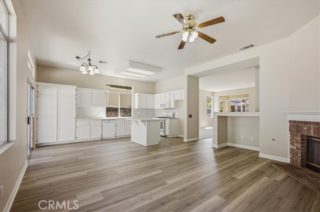 Detail Gallery Image 14 of 42 For 33460 Brushy Hollow, Yucaipa,  CA 92399 - 4 Beds | 2 Baths