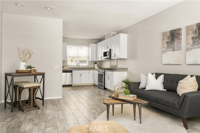 544 S Casita Street, Anaheim CA: https://media.crmls.org/medias/1b584a64-aa2b-47a0-bfb5-a9c391190833.jpg