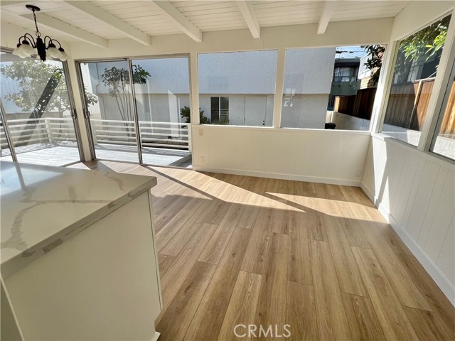 Detail Gallery Image 19 of 22 For 332 Locust St a,  Laguna Beach,  CA 92651 - 2 Beds | 2 Baths