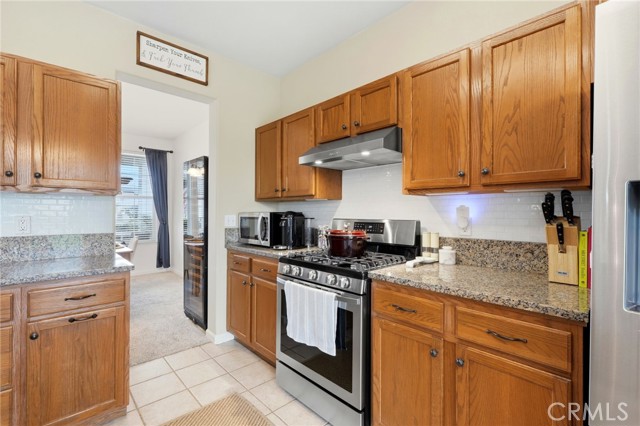 Detail Gallery Image 17 of 56 For 903 W Sandstone Ct, Hanford,  CA 93230 - 4 Beds | 3 Baths