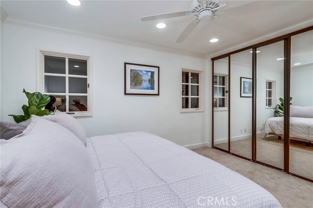 407 Mendoza Terrace, Corona del Mar CA: https://media.crmls.org/medias/1b59c874-0837-4853-a4bc-7d7977bce9cf.jpg