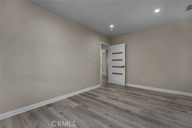 17900 Bullock Street, Encino CA: https://media.crmls.org/medias/1b59d48b-9057-42b4-bef1-8594f0ccf27c.jpg