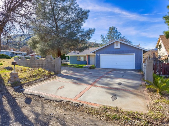 Detail Gallery Image 4 of 57 For 1 N Salaine Dr, Bodfish,  CA 93205 - 3 Beds | 2 Baths