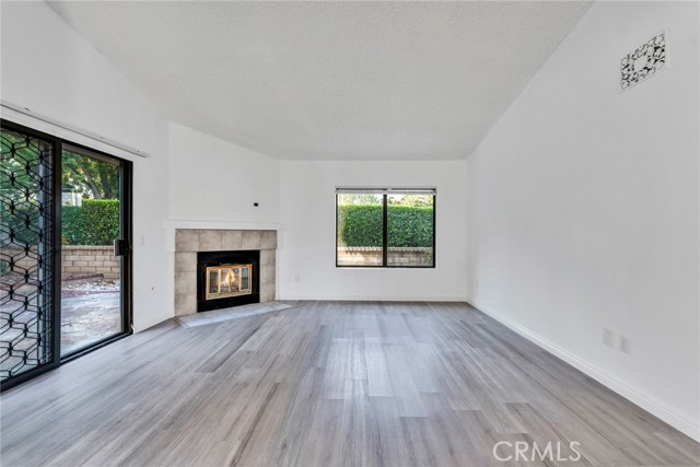 Detail Gallery Image 5 of 43 For 9764 Huntington Dr a,  Rancho Cucamonga,  CA 91701 - 3 Beds | 2 Baths