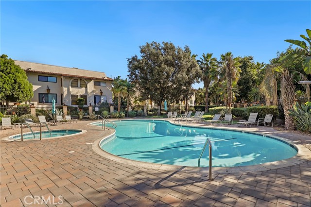 Detail Gallery Image 28 of 32 For 400 S Flower St #121,  Orange,  CA 92868 - 2 Beds | 1/1 Baths