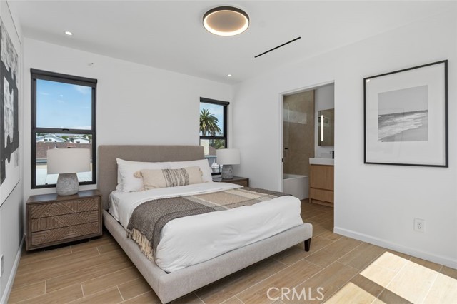 Detail Gallery Image 18 of 34 For 507 .5 Marguerite Ave, Corona Del Mar,  CA 92625 - 3 Beds | 2/1 Baths