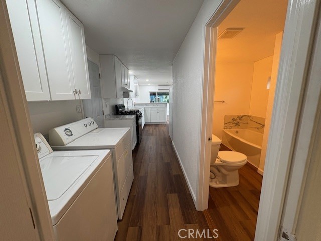 8221 Ilex Street, Fontana CA: https://media.crmls.org/medias/1b5c36b7-f393-4795-9dca-8ff6f179e8e4.jpg