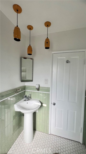 Detail Gallery Image 12 of 19 For 5165 Alta Canyada Rd, La Canada Flintridge,  CA 91011 - 1 Beds | 1 Baths