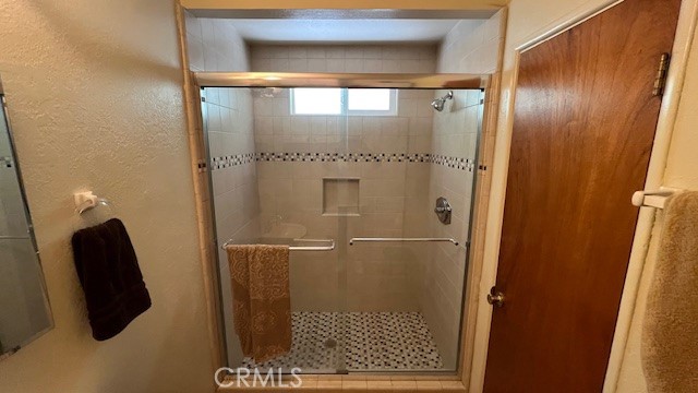 https://media.crmls.org/medias/1b5d0310-5a47-41db-aa42-365b6104f2e8.jpg?preset=X-Large