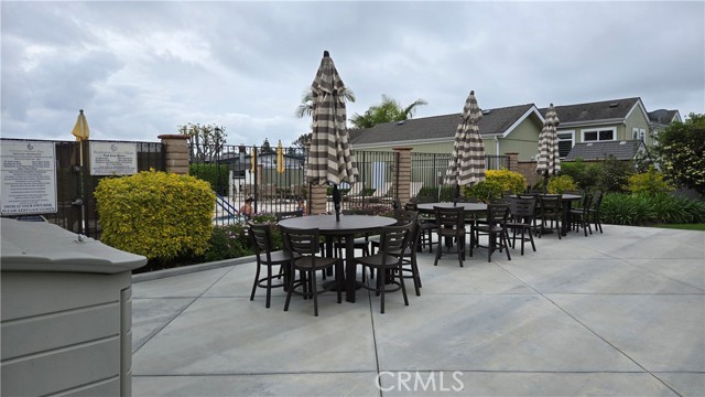 Detail Gallery Image 22 of 25 For 16462 Poipu Ln, Huntington Beach,  CA 92649 - 2 Beds | 2 Baths