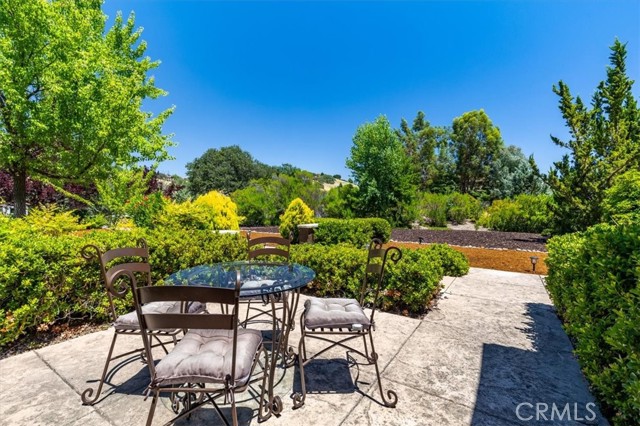 2191 Lake Ysabel Road, Templeton CA: https://media.crmls.org/medias/1b5fe0b8-ffcb-409c-8e36-bed8f470937a.jpg