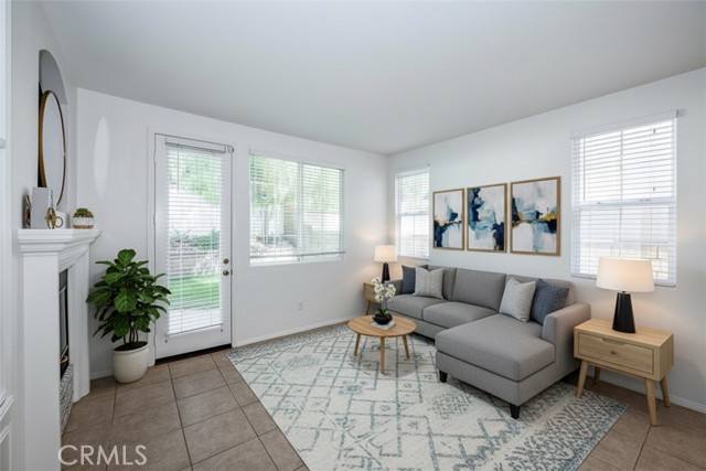 Detail Gallery Image 15 of 40 For 23321 Beachcomber Ln, Valencia,  CA 91355 - 4 Beds | 2/1 Baths