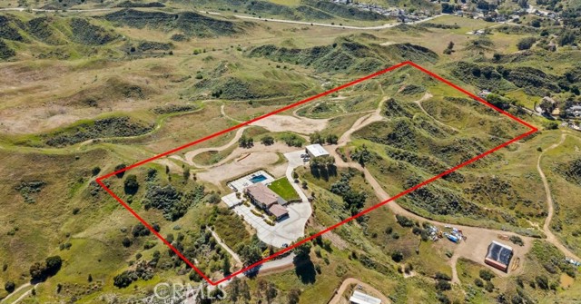 29732 Arroyo Oak Lane, Castaic CA: https://media.crmls.org/medias/1b603a1f-1290-40f0-b992-75980b747143.jpg