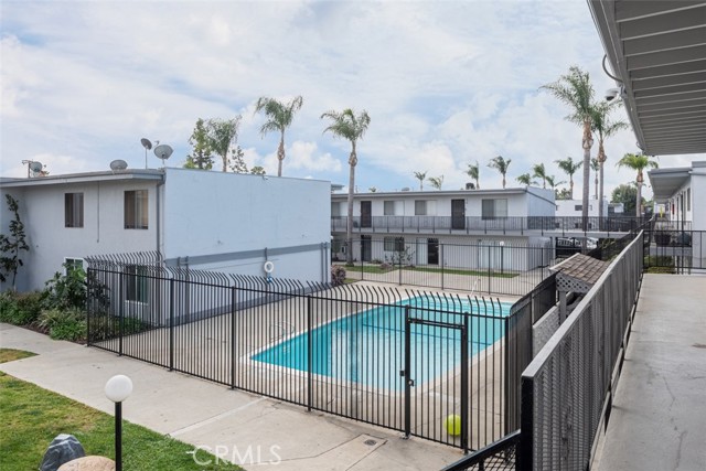 Image 2 for 5530 Ackerfield Ave #407, Long Beach, CA 90805