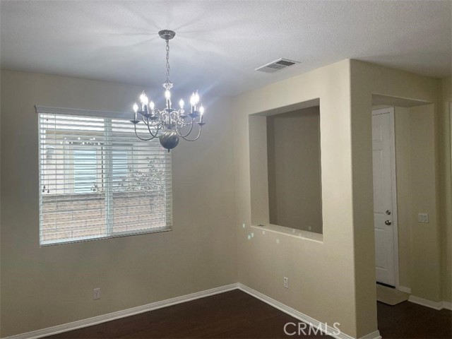 629 E Gardenia Drive, Azusa CA: https://media.crmls.org/medias/1b617f44-63c8-4995-80c8-7cdbdb388f88.jpg