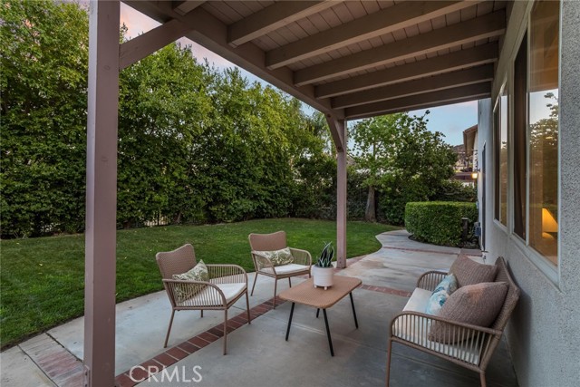 25614 Housman Place, Stevenson Ranch CA: https://media.crmls.org/medias/1b62f102-daa5-4c6d-aaf5-c4eb040fd1e4.jpg
