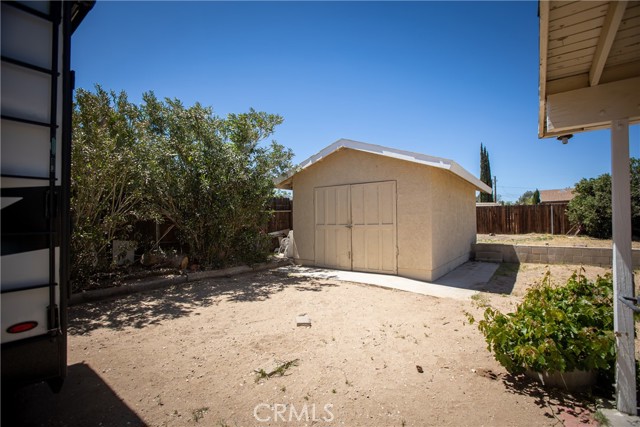 Detail Gallery Image 26 of 48 For 11032 Victor Ave, Hesperia,  CA 92345 - 3 Beds | 1 Baths