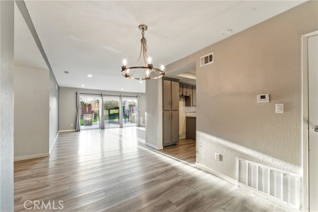 Detail Gallery Image 4 of 28 For 3149 Florinda St, Pomona,  CA 91767 - 4 Beds | 2 Baths