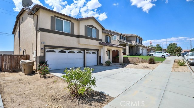 Detail Gallery Image 3 of 29 For 14131 Desert Rose St, Hesperia,  CA 92344 - 4 Beds | 3 Baths