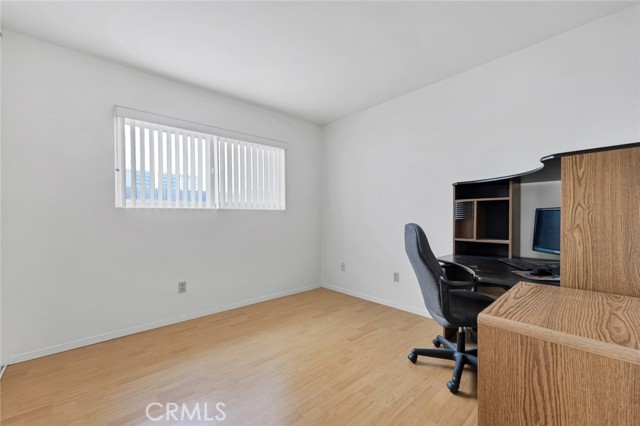 Detail Gallery Image 20 of 38 For 17078 Minnehaha St, Granada Hills,  CA 91344 - 4 Beds | 2/1 Baths