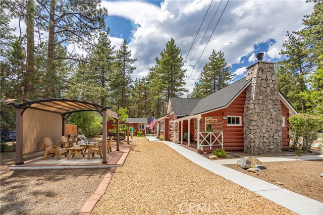 Detail Gallery Image 41 of 41 For 1009 Myrtle Ave, Big Bear City,  CA 92314 - 3 Beds | 3 Baths