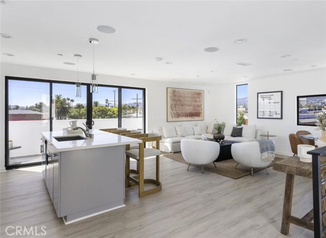 Detail Gallery Image 16 of 19 For 4136 Normal, Los Angeles,  CA 90029 - 2 Beds | 2/1 Baths