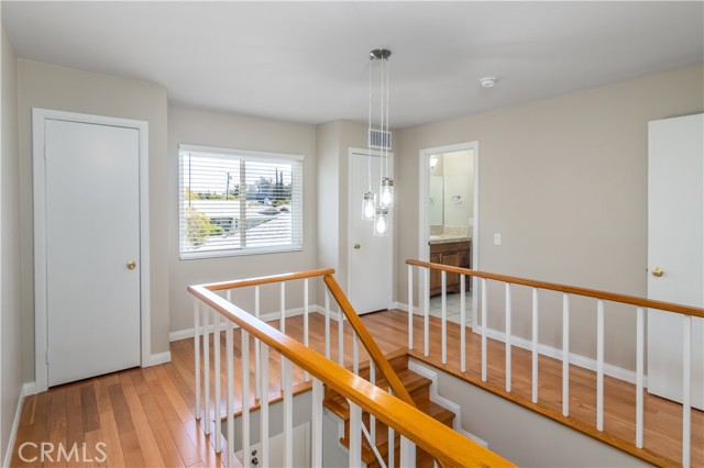Detail Gallery Image 17 of 29 For 10611 Jordan Ave, Chatsworth,  CA 91311 - 3 Beds | 2/1 Baths