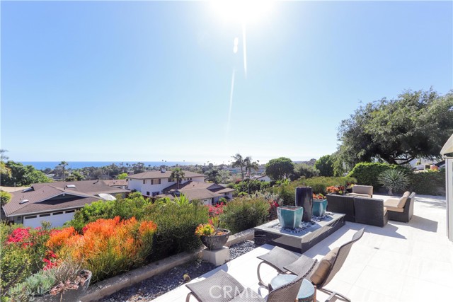 Detail Gallery Image 3 of 30 For 4023 Calle Mayo, San Clemente,  CA 92673 - 2 Beds | 2 Baths