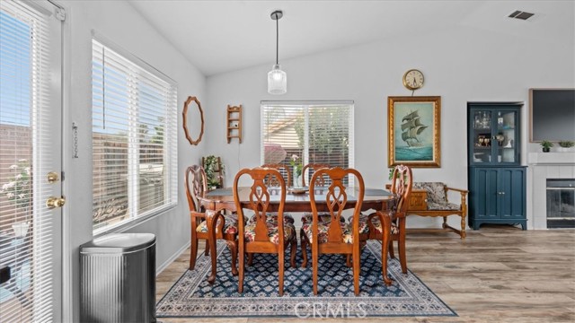 Detail Gallery Image 11 of 37 For 22125 Country Hills Dr, Wildomar,  CA 92595 - 3 Beds | 2 Baths