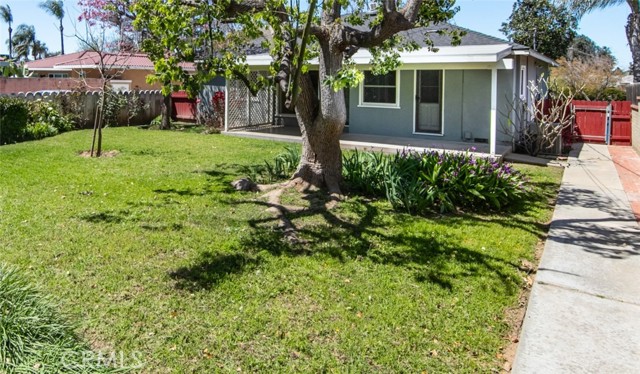 5430 Osburn Place, Riverside, California 92506, 2 Bedrooms Bedrooms, ,1 BathroomBathrooms,Single Family Residence,For Sale,Osburn,EV24070441