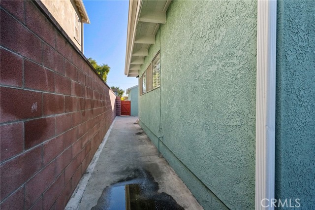 Image 27 of 41 For 2739 Denmead